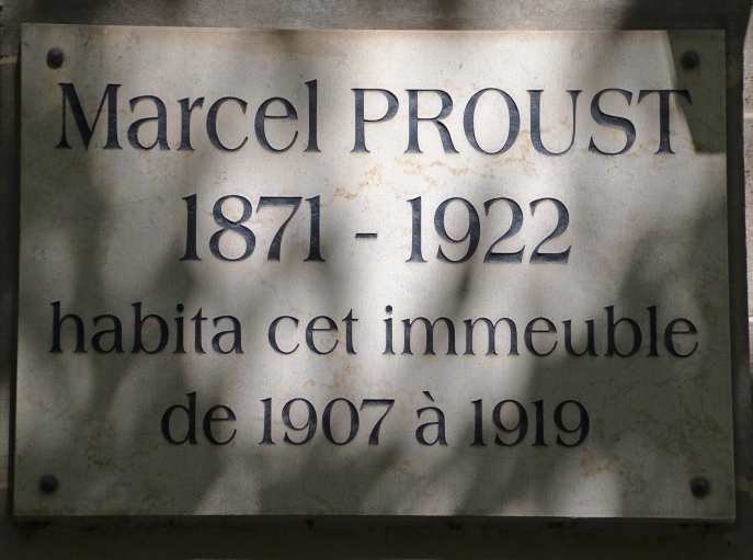 Marcel_Proust_plaque_-_102_Boulevard_Haussmann,_Paris_8